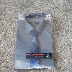 Slim Dress Shirt and Tie Size 14-14 1/2 (32-33)